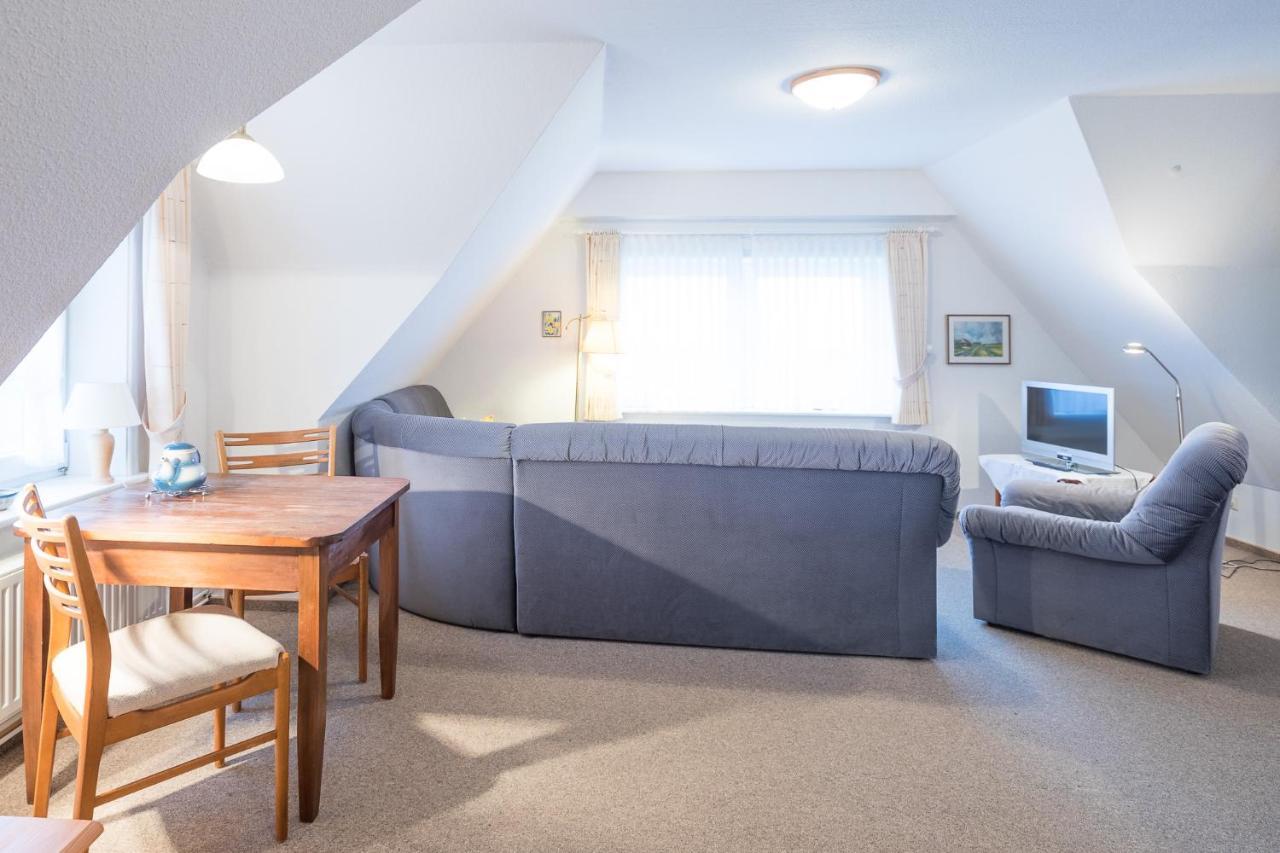 Direkt Am Deich - Ferienwohnung Amrum Im Gaestehaus Am Badedeich Dagebüll Extérieur photo